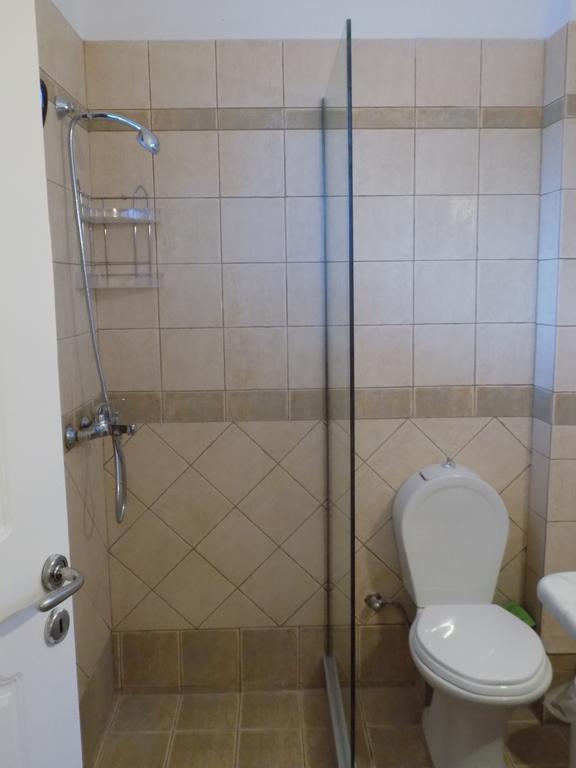 Kolona Apartments Lixouri Bagian luar foto